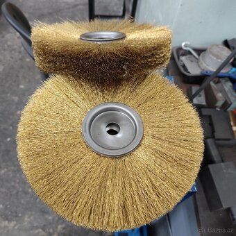 Drátkovací kotouče, kotoučové kartáče 240 mm drátovačka - 2