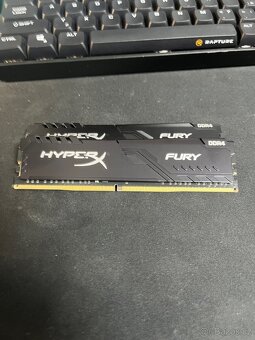 Prodám operační paměti HyperX 16Gb (2•8Gb) - 2