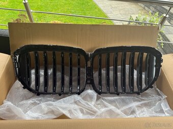 ORIGINÁL MASKA(gril) BMW X5 G05 r.v.2025 - 2