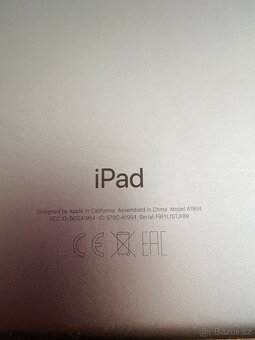 iPad 6th generation Wi-Fi + Cellular - 2