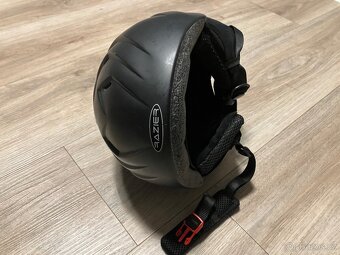 Dámskou lyžařská helma RAZIER vel. 54-58 - 2