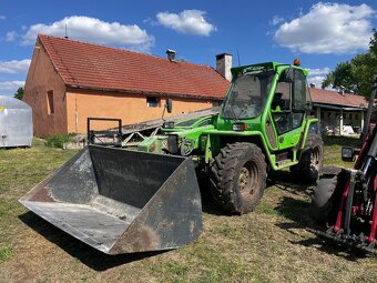 Teleskopický manipulátor MERLO P34.7 - 2