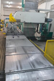 Stolová frézka TOS FSQ 80 NC (8965) - 2