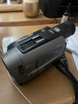 Kamera Sony handycam hi8 - 2