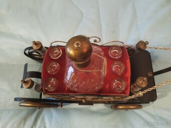 likerovy. .dekanten. Bar.. - 2