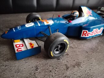 F1 Sauber C14 1:18 - 2