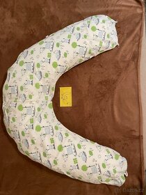 Multifunkční polštář pro kojící maminky a miminka- podkova - 2