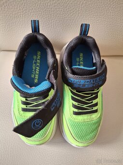Skechers č.27 - 2