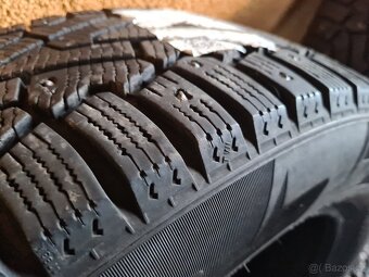 235/55/18 104T Pirelli Ice Zero - 2