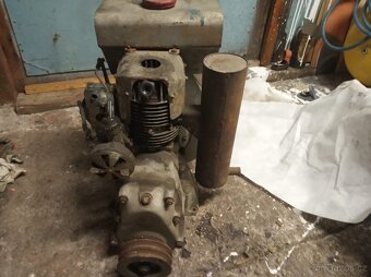 Motor s převodovkou, jednoválec - 2