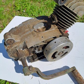Motory na moped Stadion - 2