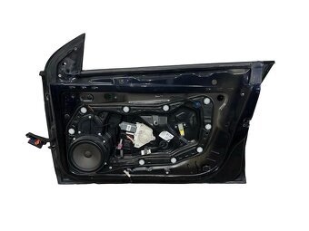 Pravé přední dveře černá metalíza LC9X VW Passat CC 3C 2010 - 2
