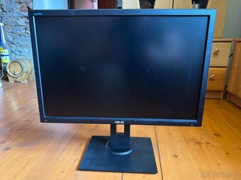ASUS monitor - 2