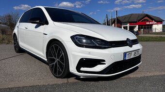 Volkswagen Golf R 2.0TSI 4MOTION 228KW - 2
