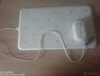 Monitor , péřová deka a polstar do postylky - 2