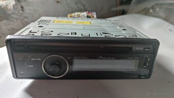 Autorádio Pioneer DEH - 4000UB - 2