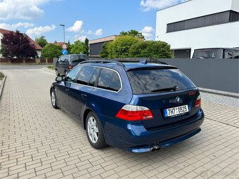 BMW E61 525i 160kw panoramatická střecha - 2