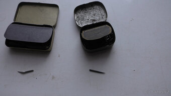 Jehly pro gramofon v krabičkách - 2