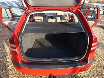 Škoda Octavia 1.9 TDi Elegance combi - 2