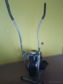 Eliptický trenažér značky Orbitrek - 2