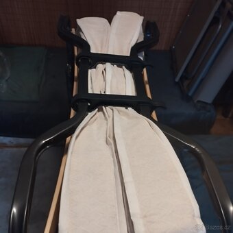 Rozkládací pohovka - 2