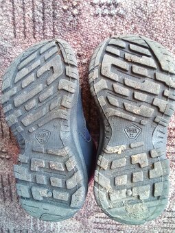 Dívčí kotníkové botasky - 2