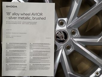 NOVÉ originál alu disky Škoda AVIOR 18" - 2