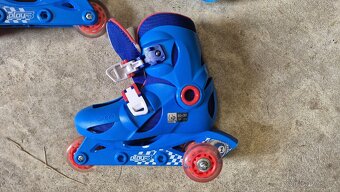 Dětské kolečkové brusle vel. 30-32 - 2