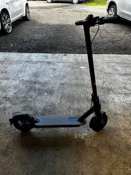 Elektrická koloběžka xiaomi mi 3 - 2