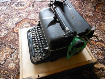 Psací stroj ZETA - 2