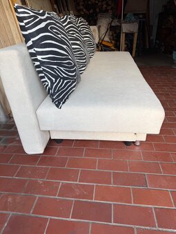 Rozkládací gauč - 2