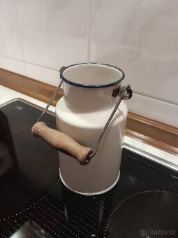 Starožitná konvička - 2