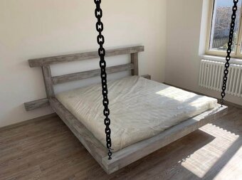 Masivní designová postel z trámů - 2