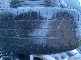 Zimní pneu Toyo 225/45 R19 5 mm - 2