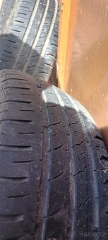 Plechové disky 6Jx15 ET47 5x112 s pneu na sezónu - 2