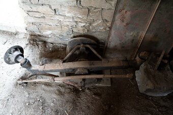 Zetor 25 přední náprava + zadek - 2