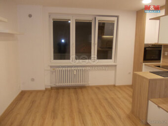 Pronájem bytu 1+kk, 24 m², Ostrava - Poruba, ul. Jaselská - 2