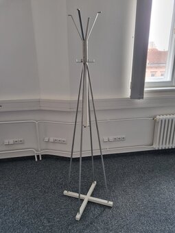 Stojanový věšák Ikea - TJUSIG - 2