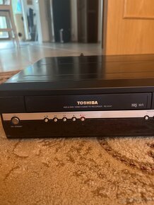 Toshiba HDD a DVD přehrávač RD- XV47 - 2