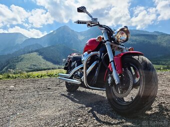 Suzuki Intruder M800 - 2