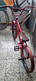 prodám levně zahraniční BMX kolo SUBROSA - 2
