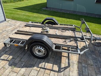 Vlek na motorky - 2
