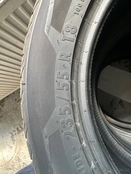 Letní pneu 235/55R18 - 2