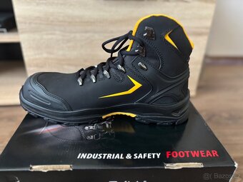 Profesionální pracovní obuv VM ForceGuard Kevlar - 2