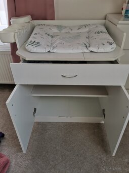 Přebalovací komoda s pultem - 2