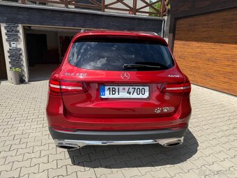 Mercedes Benz GLC 250 2.0 benzin 4matic plná výbava - 2