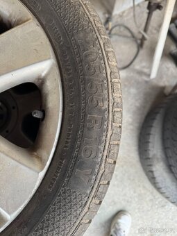 Originální Alu kola, zimní gumy VW GOLF 5 - 2