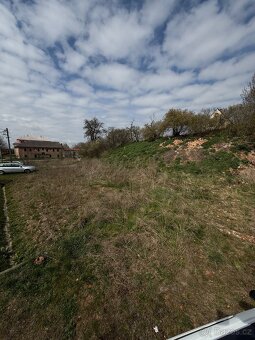 Stavební pozemek, 1241m² klidu a prostoru - 2