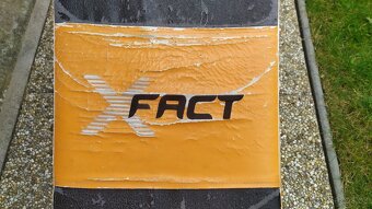 cvičící stroj XFACT - 2