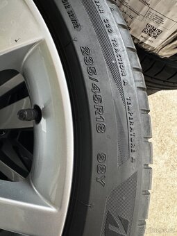 235/45-18 98Y Bridgestone - 2